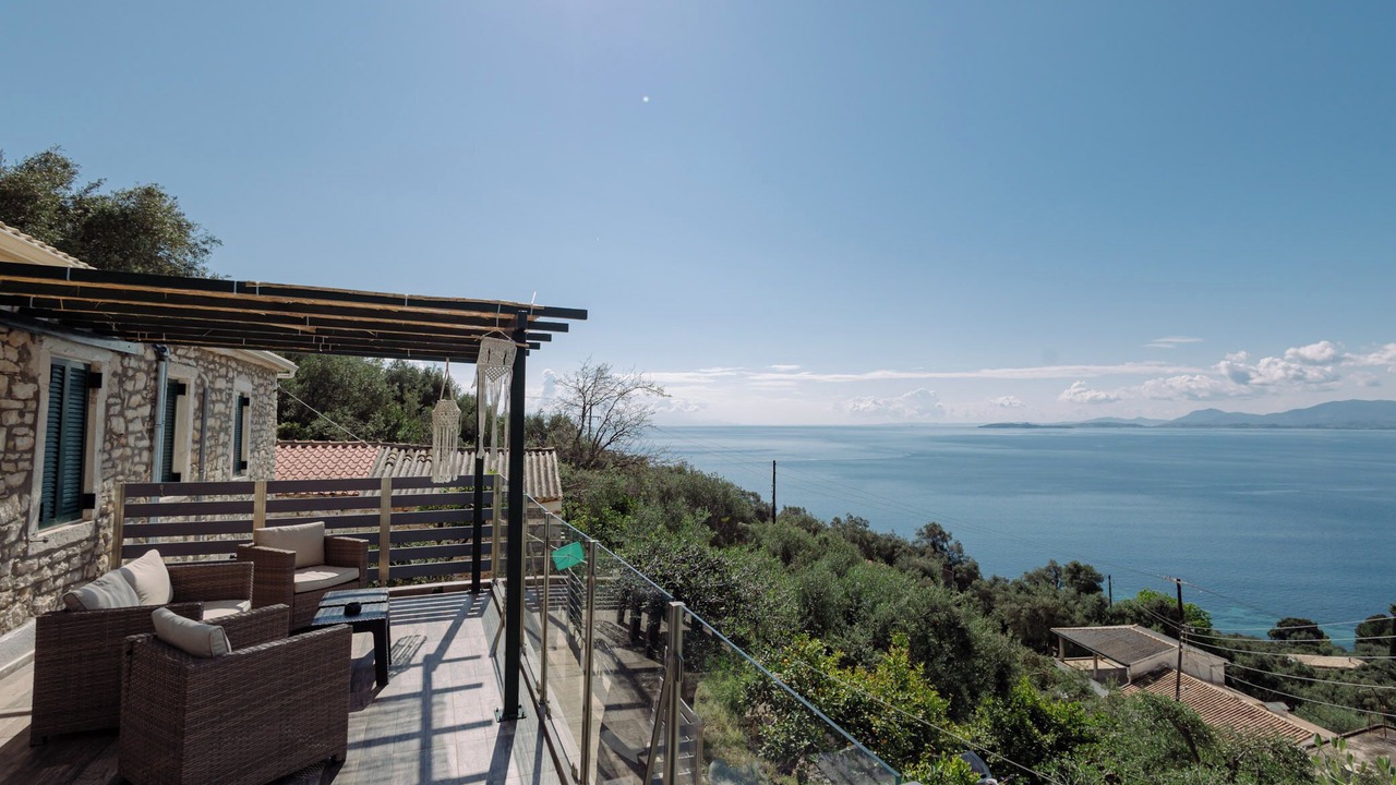 Photo of Patio Balcony in Nisaki