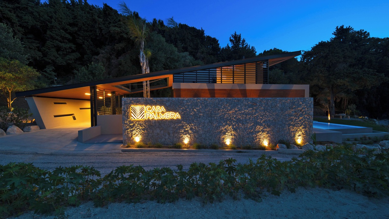 Photo of Outdoor in Ixia