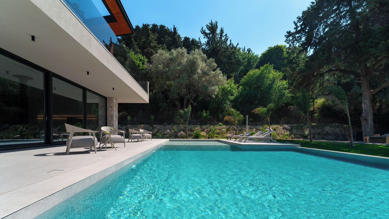 Photo of Outdoor in Ixia