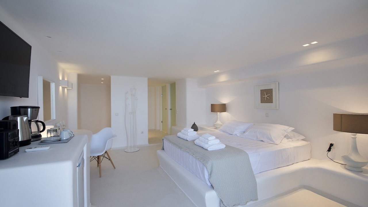 Photo of Bedroom in Tourlos