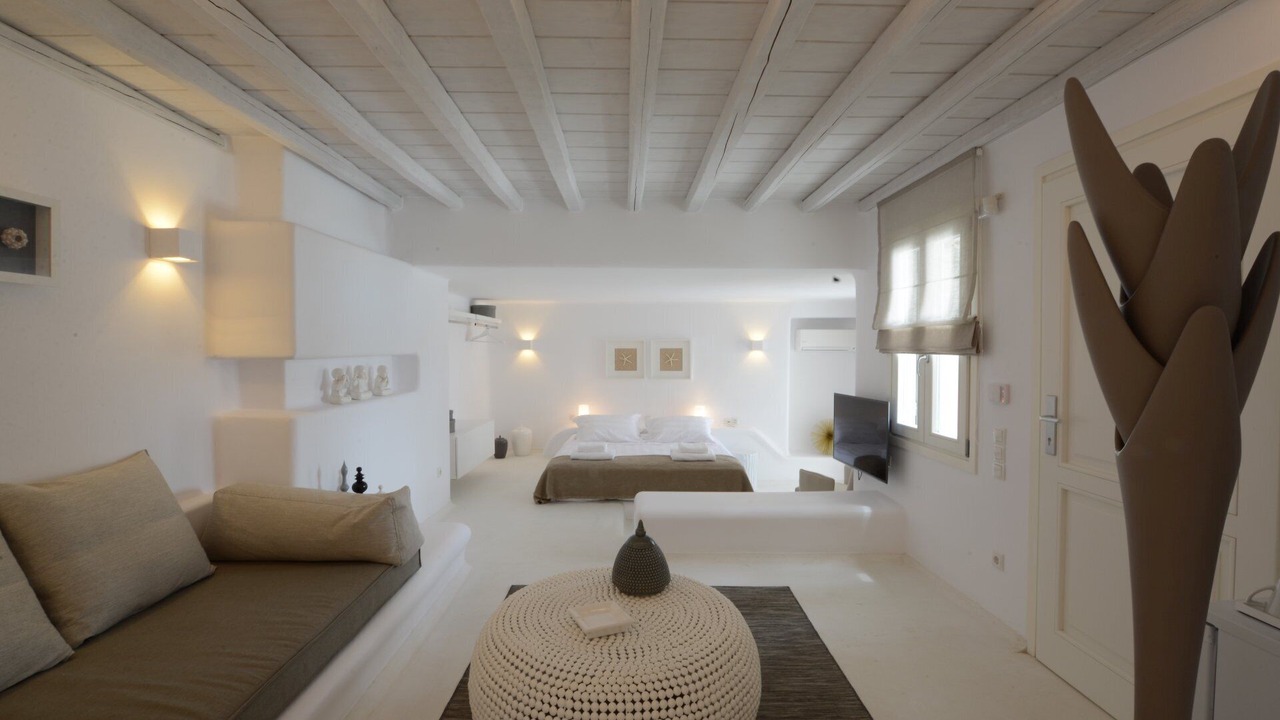 Photo of Bedroom in Tourlos