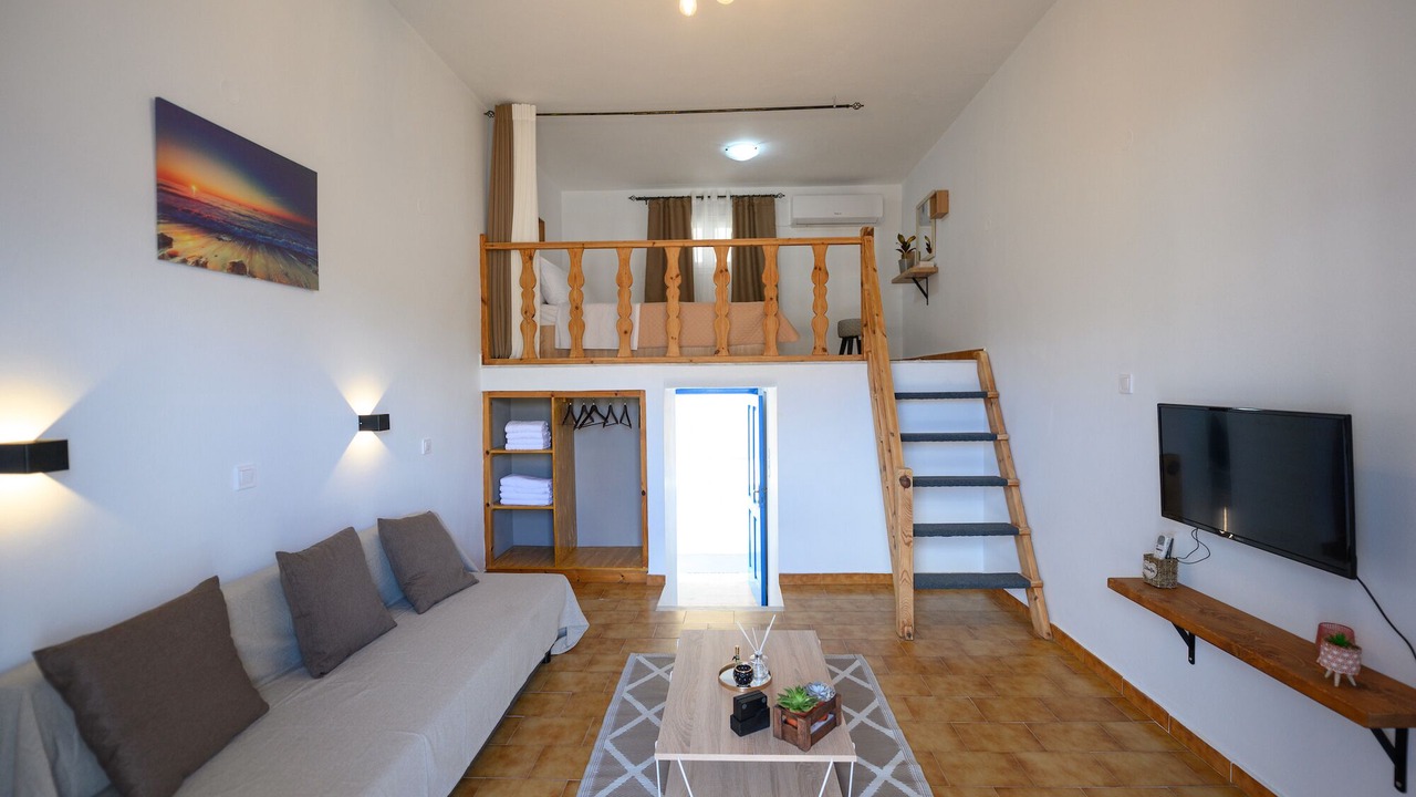 Photo of Livingroom in Panormos