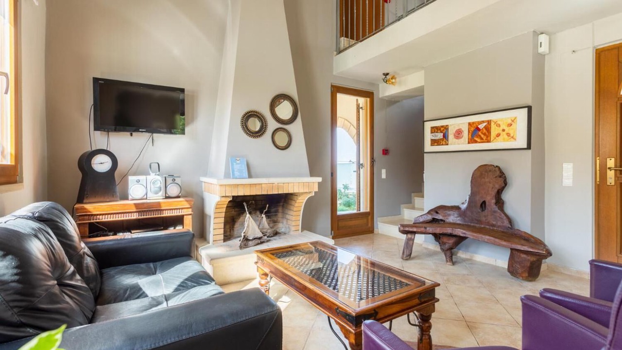 Photo of Livingroom in Megala Chorafia