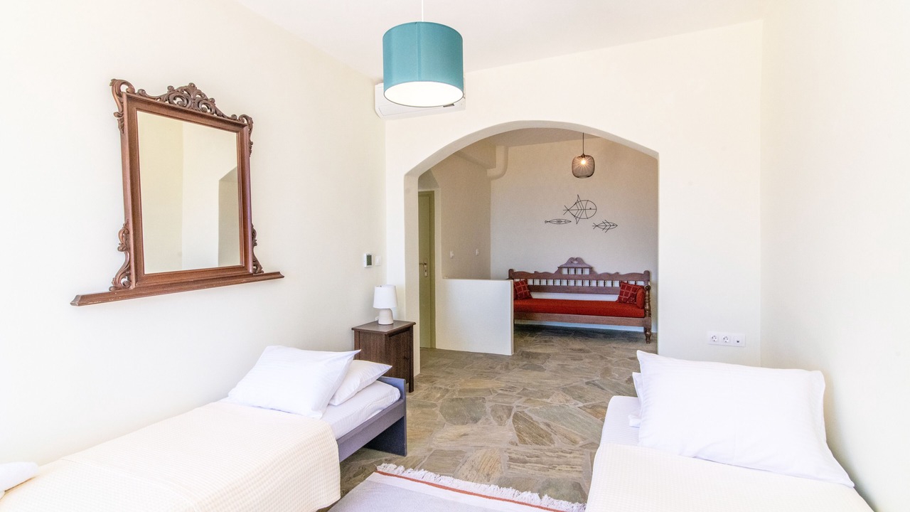Photo of Bedroom in Exomvourgo