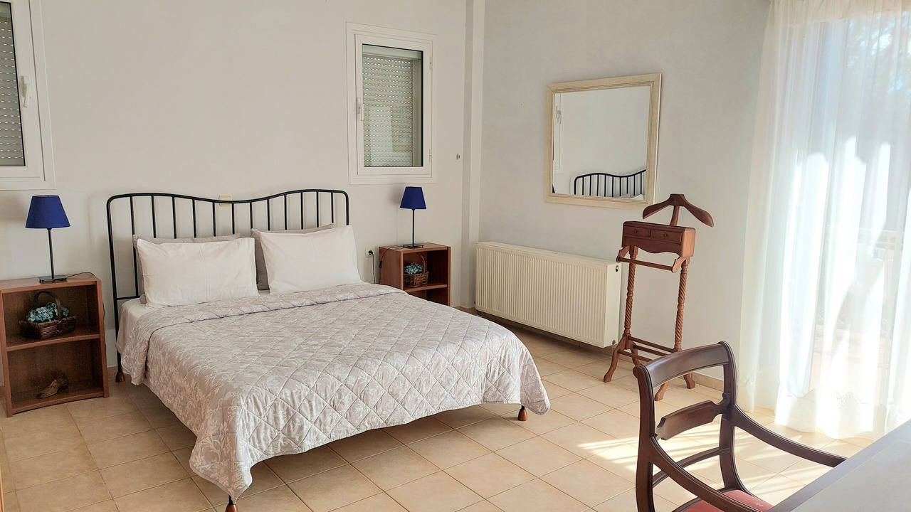 Photo of Bedroom in Tolo