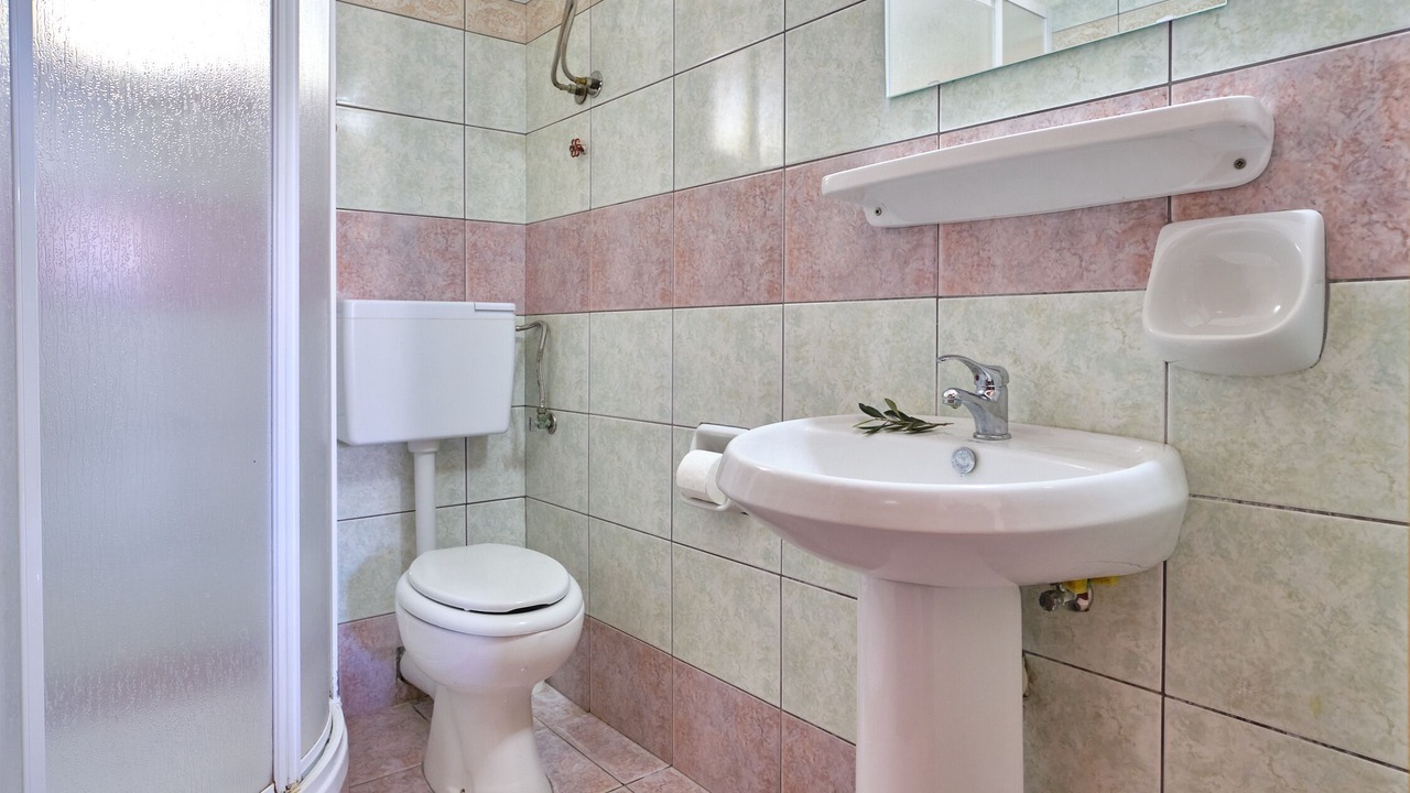 Photo of Bathroom in Agios Stefanos Avliotes