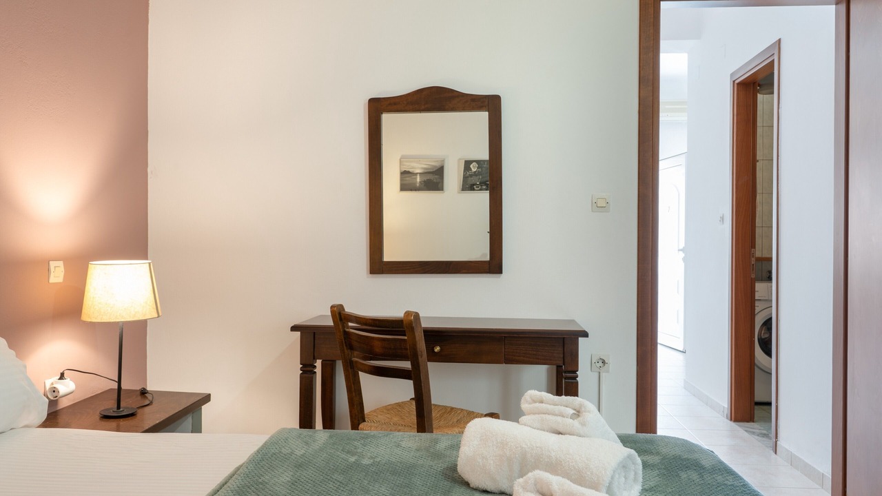 Photo of Bedroom in Mirtos