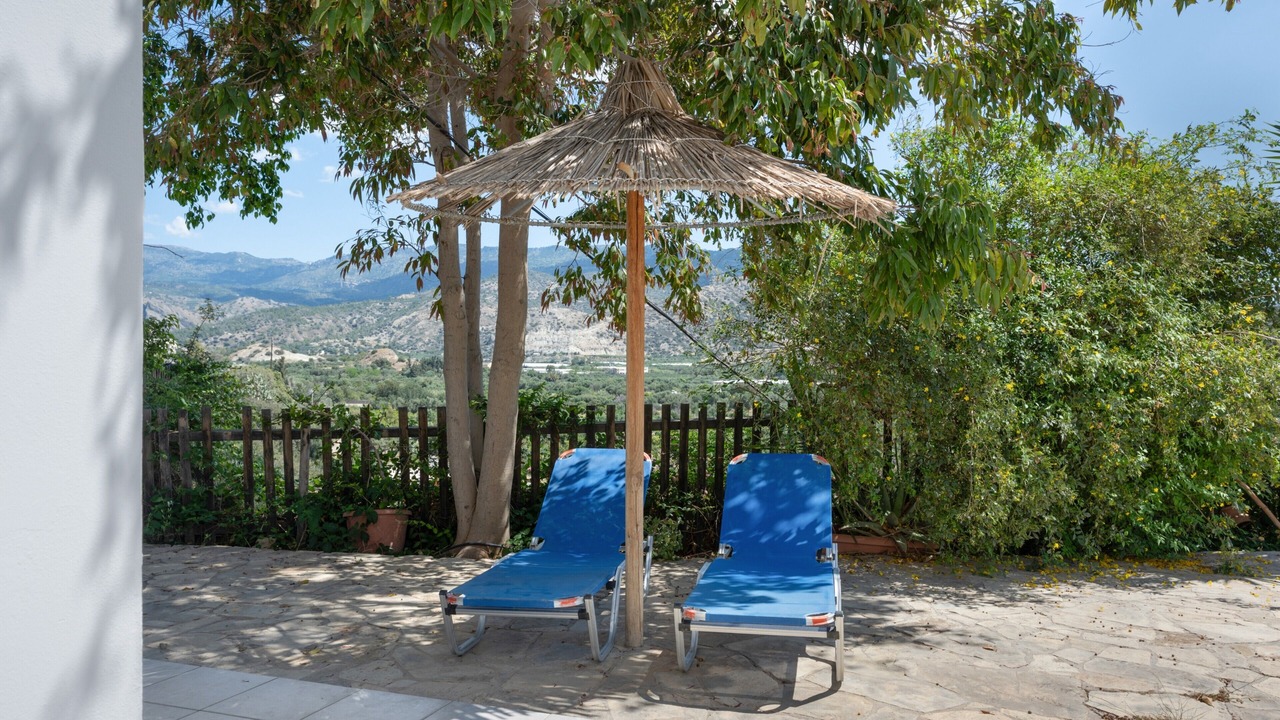 Photo of Patio Balcony in Mirtos