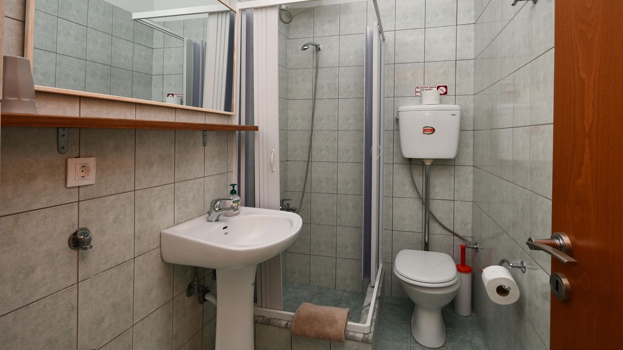 Photo of Bathroom in Mirtos