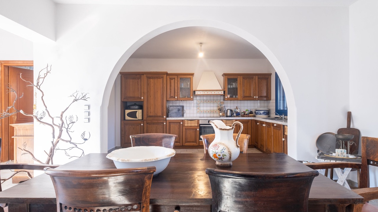Photo of Kitchen in Petaloudes