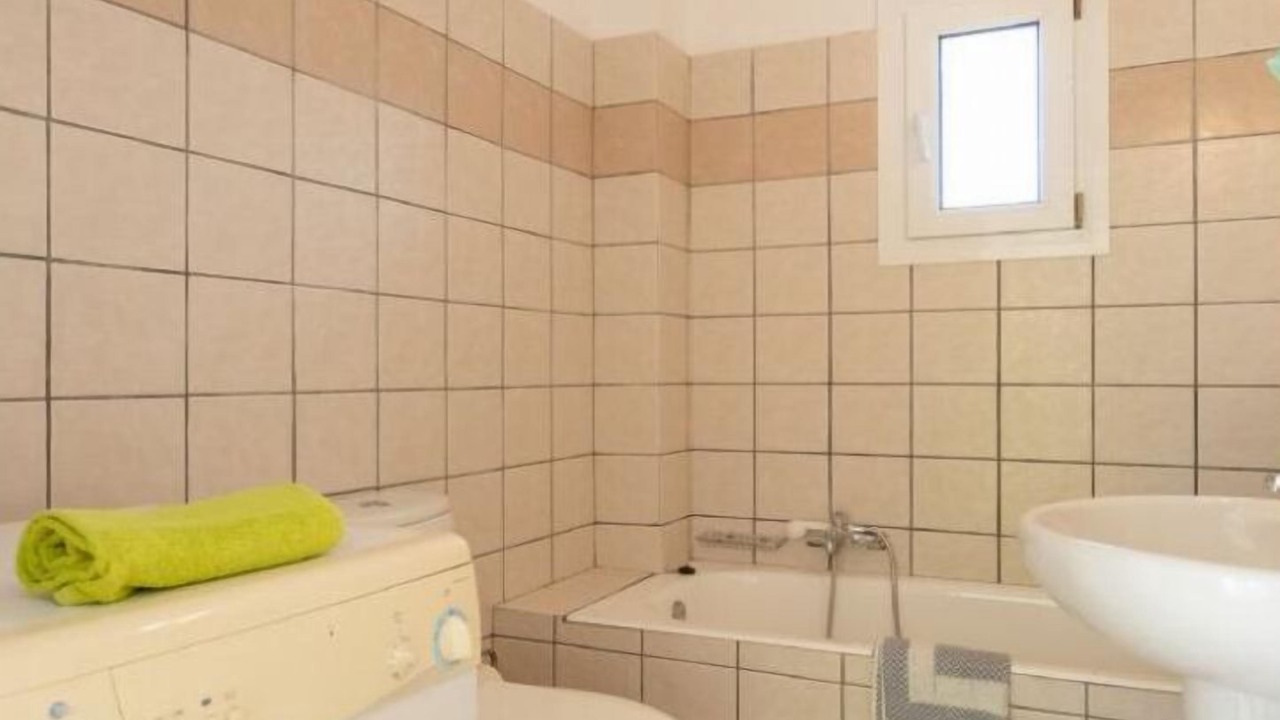 Photo of Bathroom in Skala