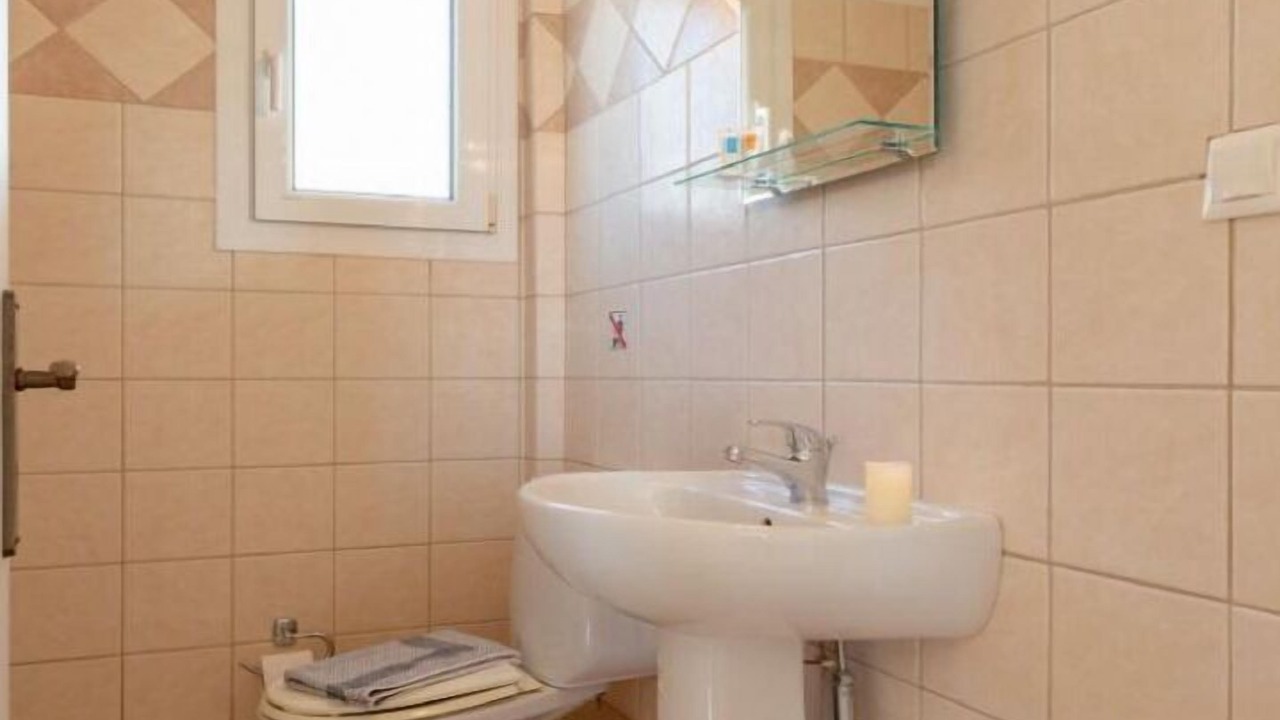 Photo of Bathroom in Skala