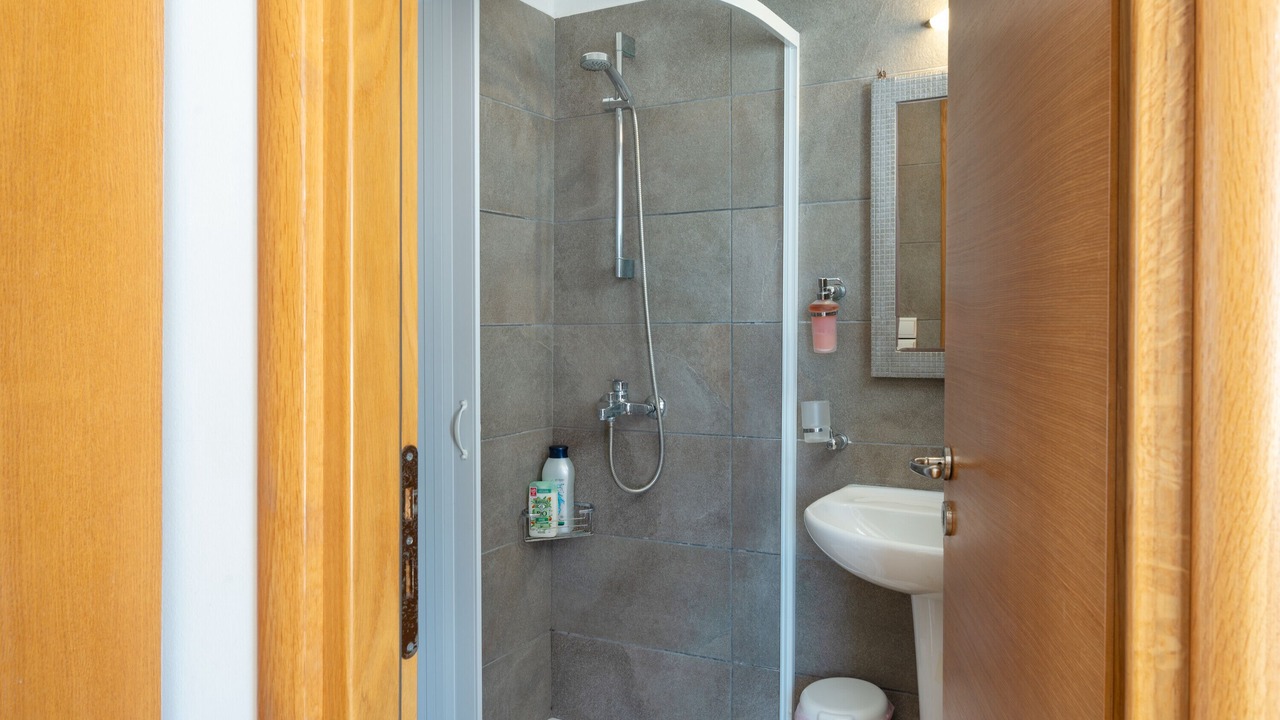 Photo of Bathroom in Kamari