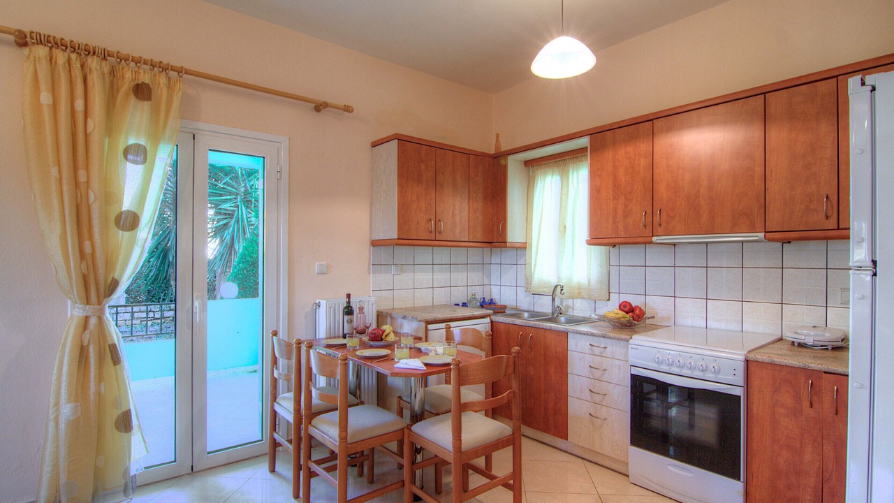 Photo of Kitchen in Geropotamos