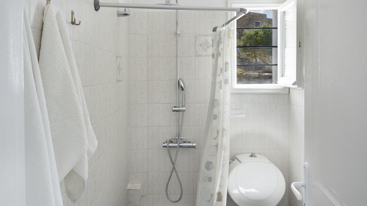 Photo of Bathroom in Koundouros
