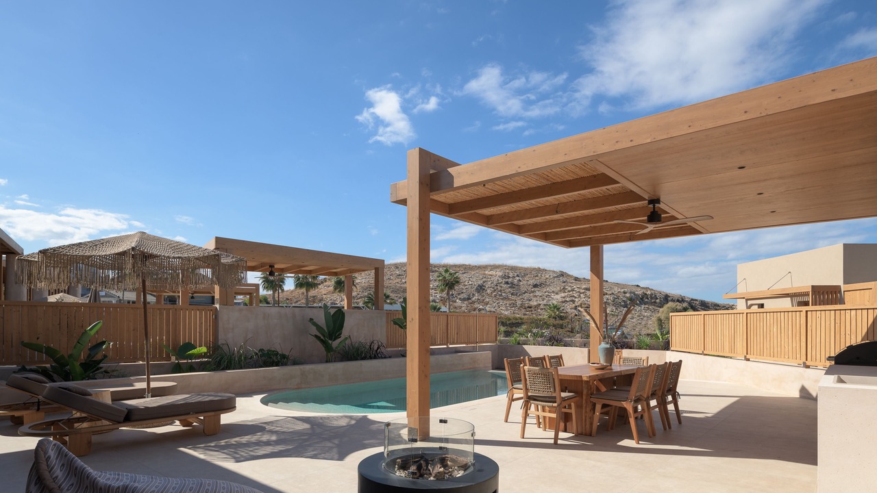Photo of Outdoor in Karteros