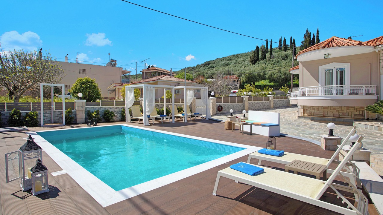 Photo of Outdoor in Alikanas