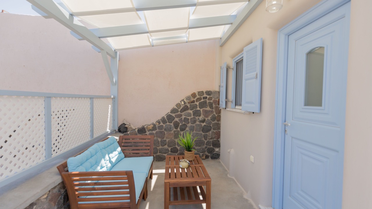 Photo of Patio Balcony in Perivolos
