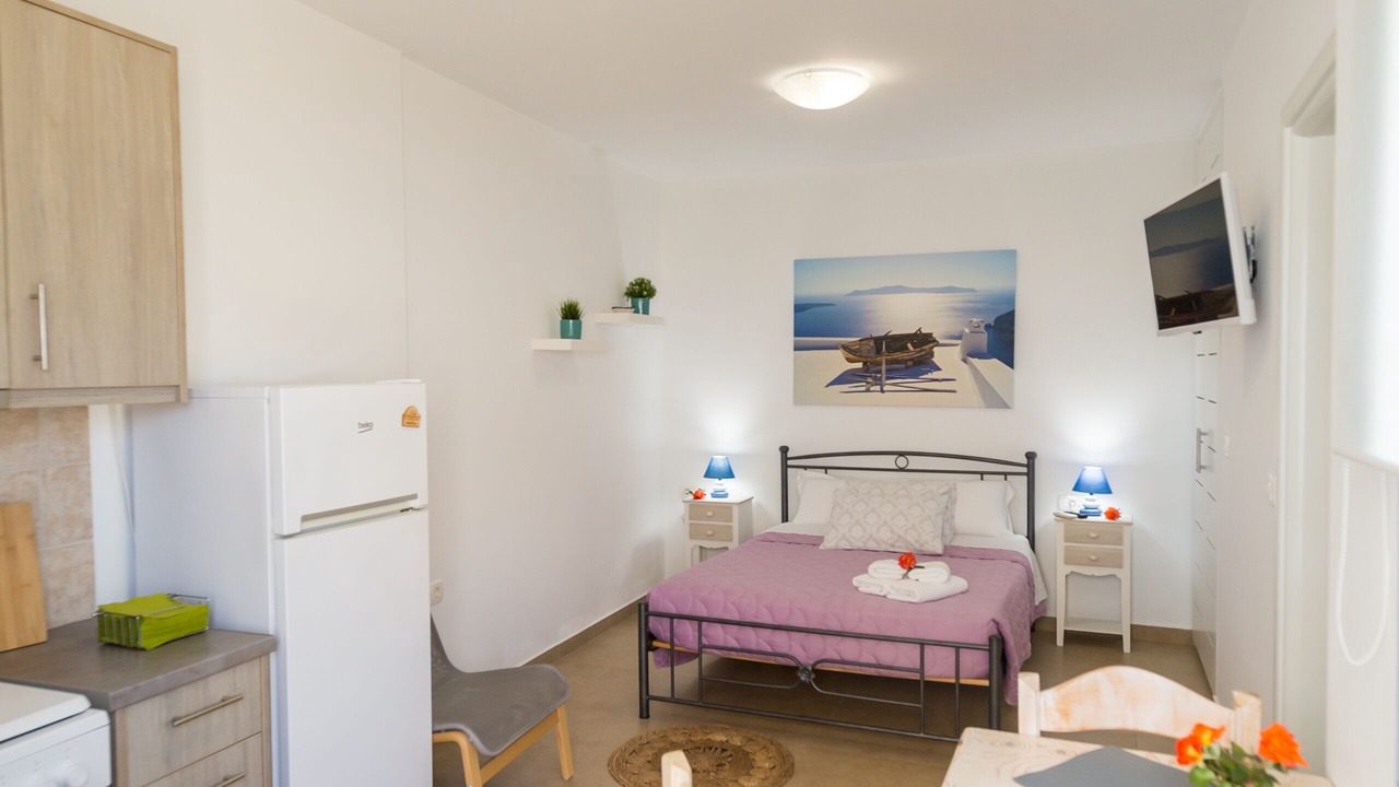 Photo of Bedroom in Perivolos