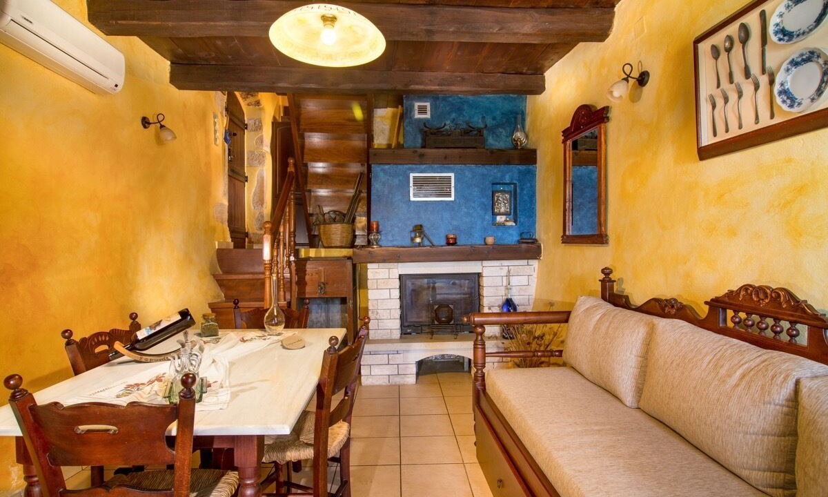 Photo of Livingroom in Samonas
