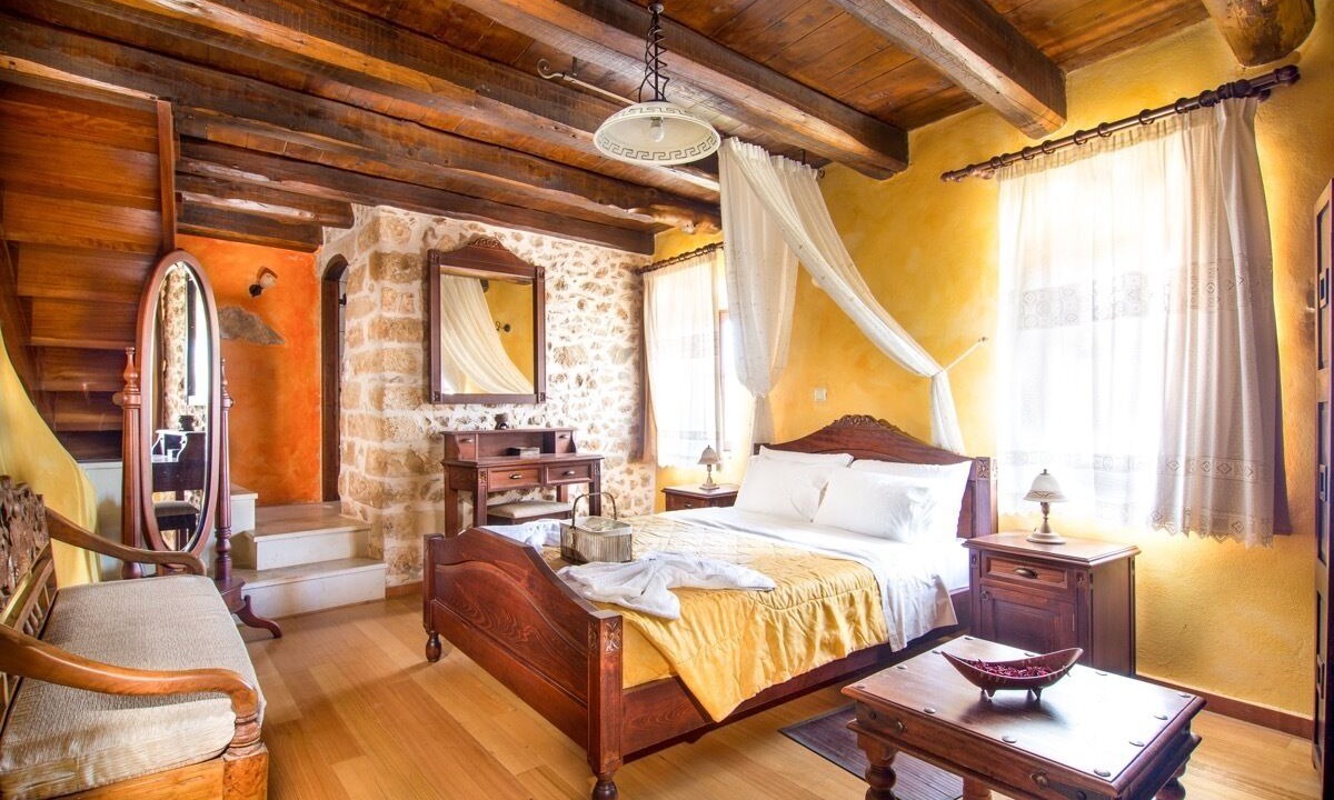 Photo of Bedroom in Samonas