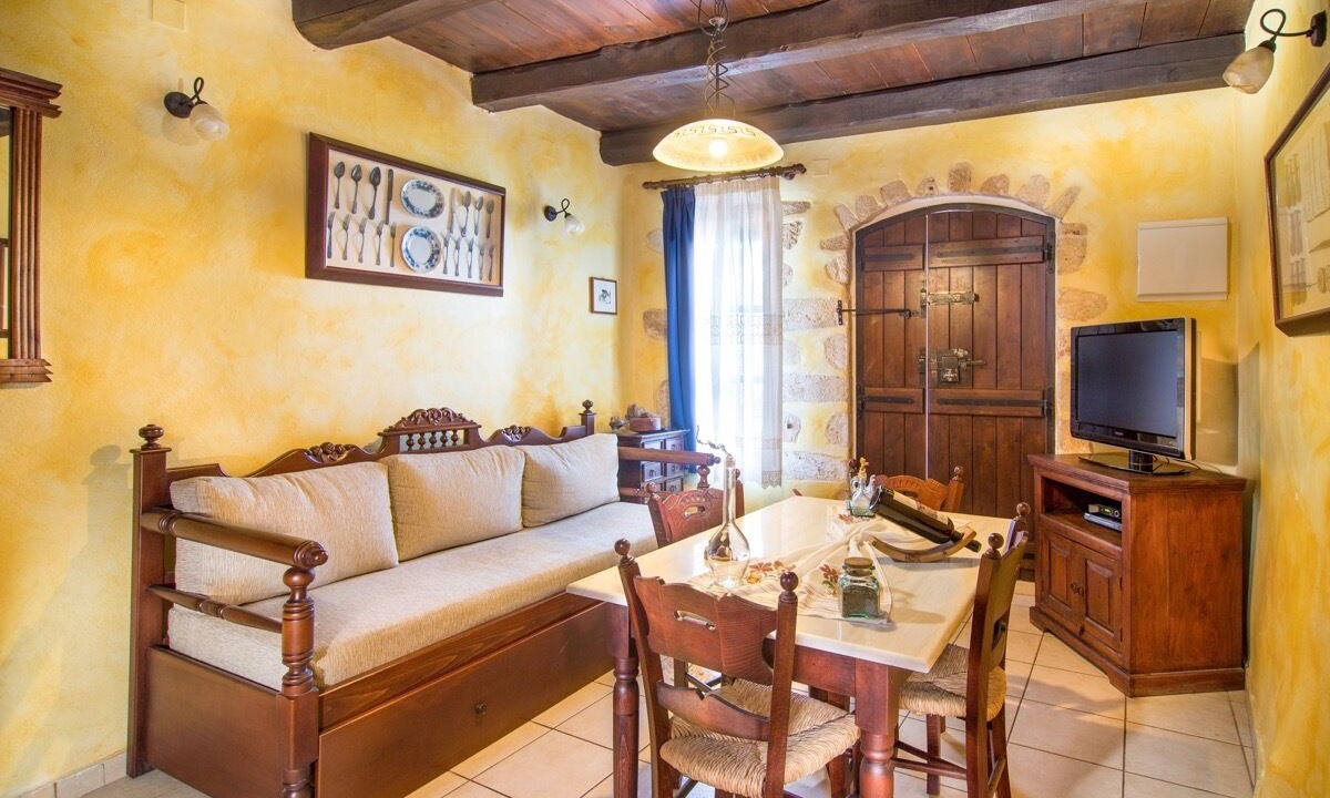 Photo of Livingroom in Samonas