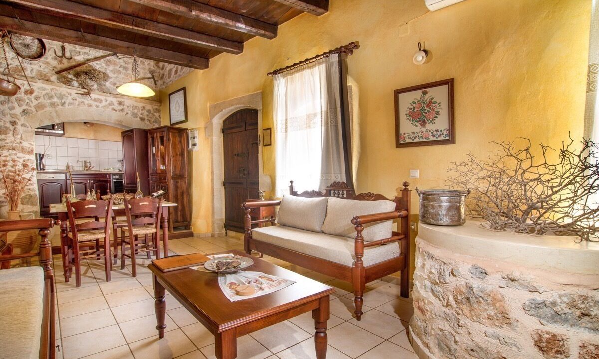 Photo of Livingroom in Samonas