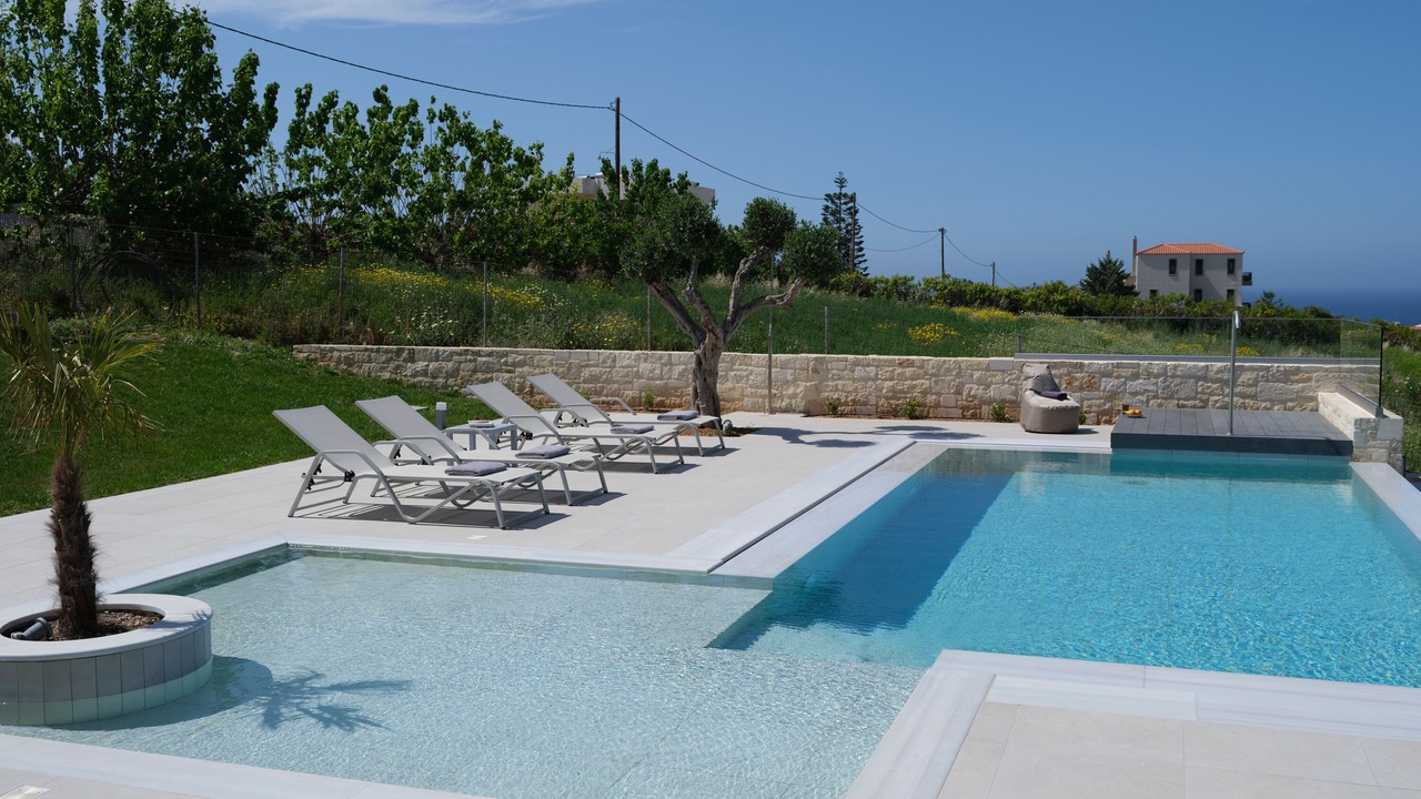 Photo of Outdoor in Adelianos Kampos