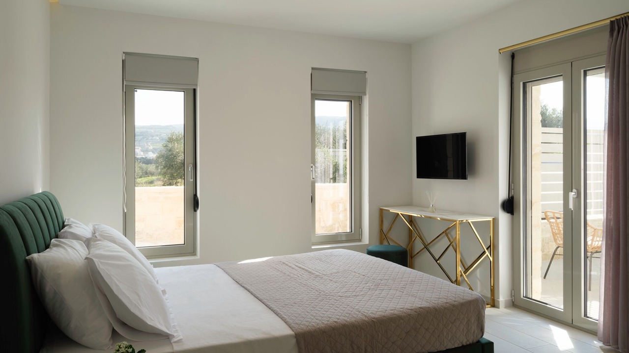 Photo of Bedroom in Adelianos Kampos