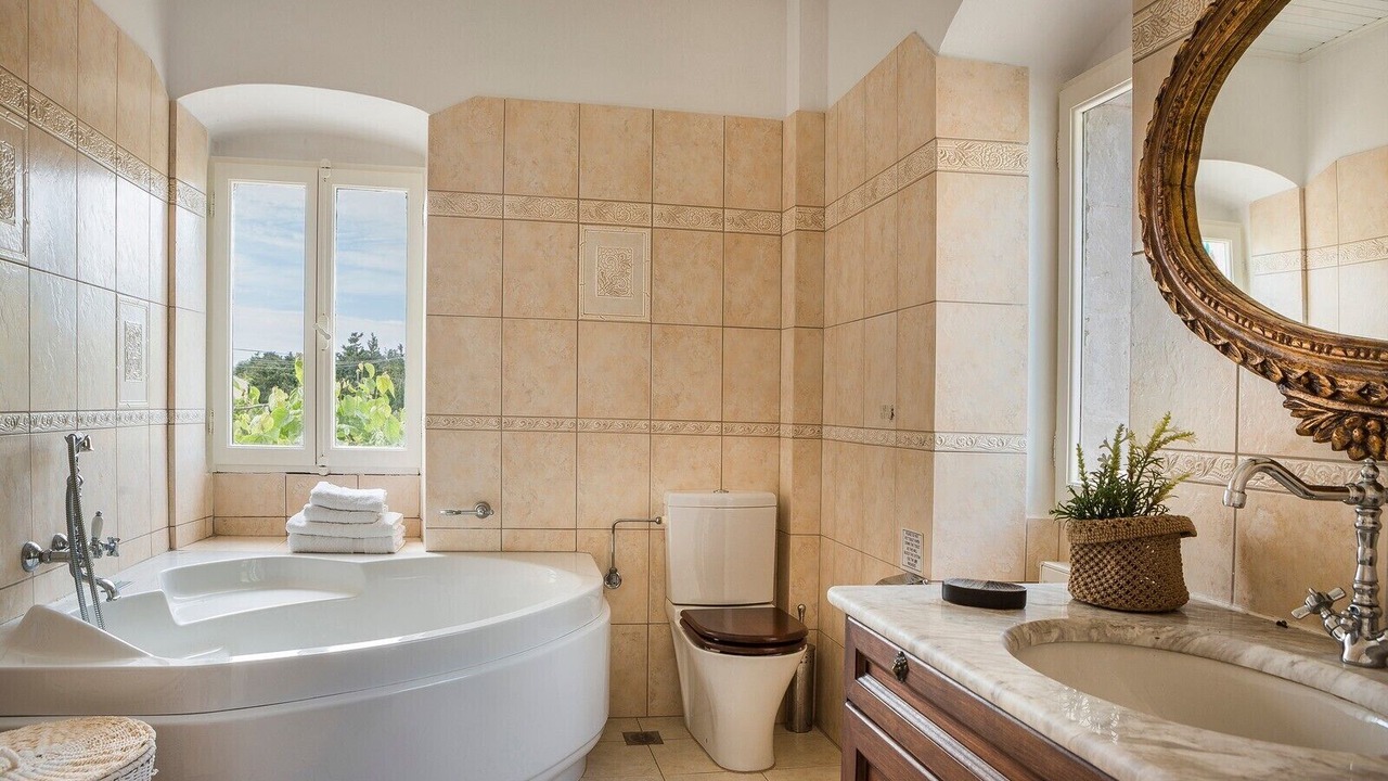 Photo of Bathroom in Fiskardo