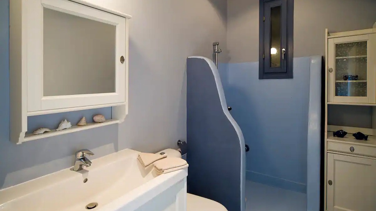 Photo of Bathroom in Koundouros
