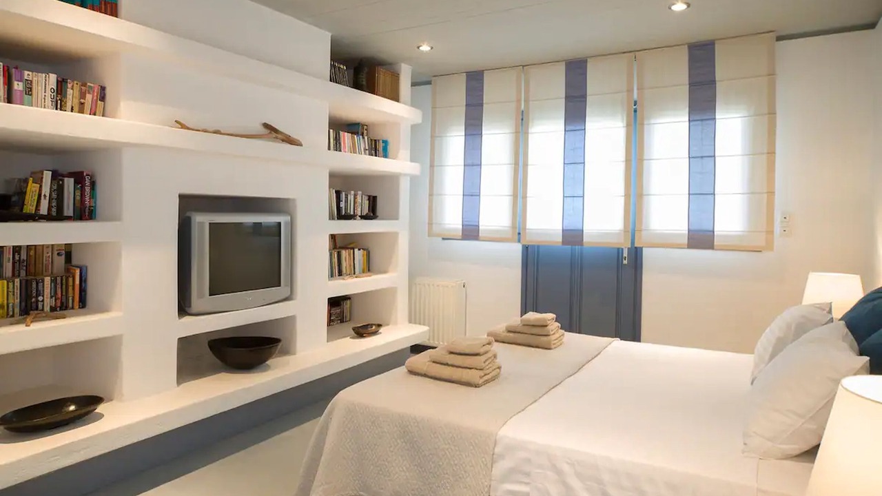 Photo of Bedroom in Koundouros