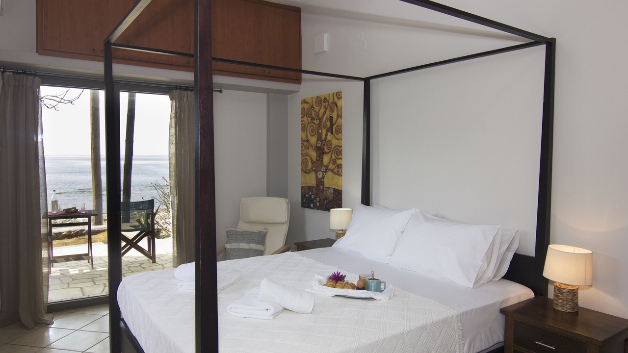 Photo of Bedroom in Lefktron