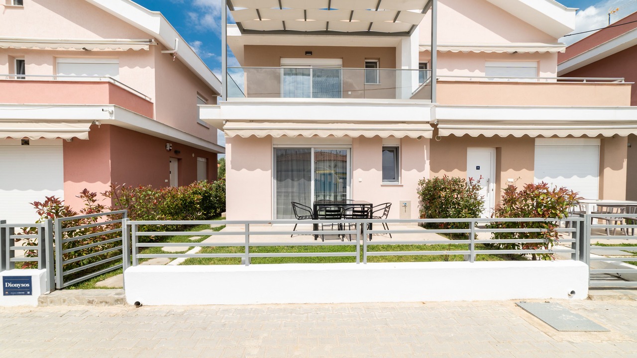 Photo of Patio Balcony in Paralia Ofryniou