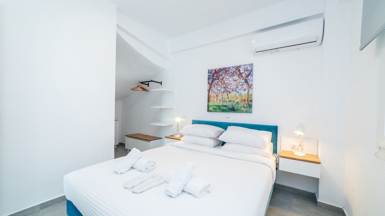 Photo of Bedroom in Paralia Ofryniou
