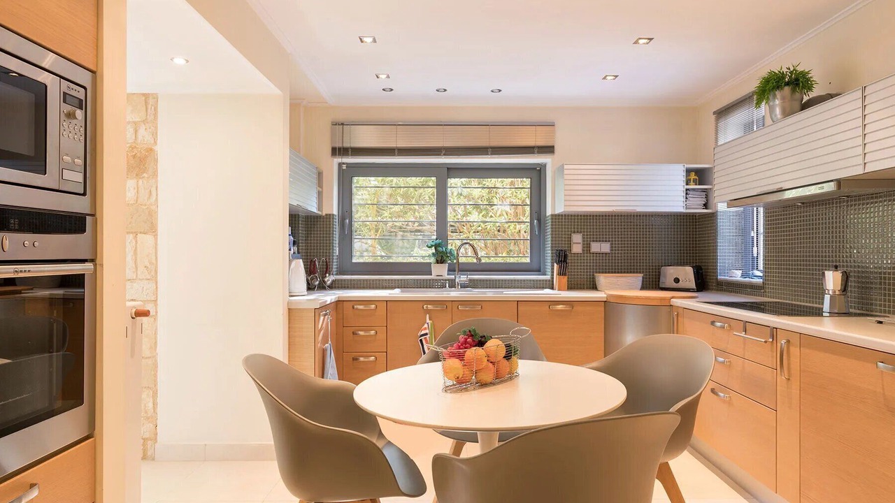 Photo of Kitchen in Kato Korakiana