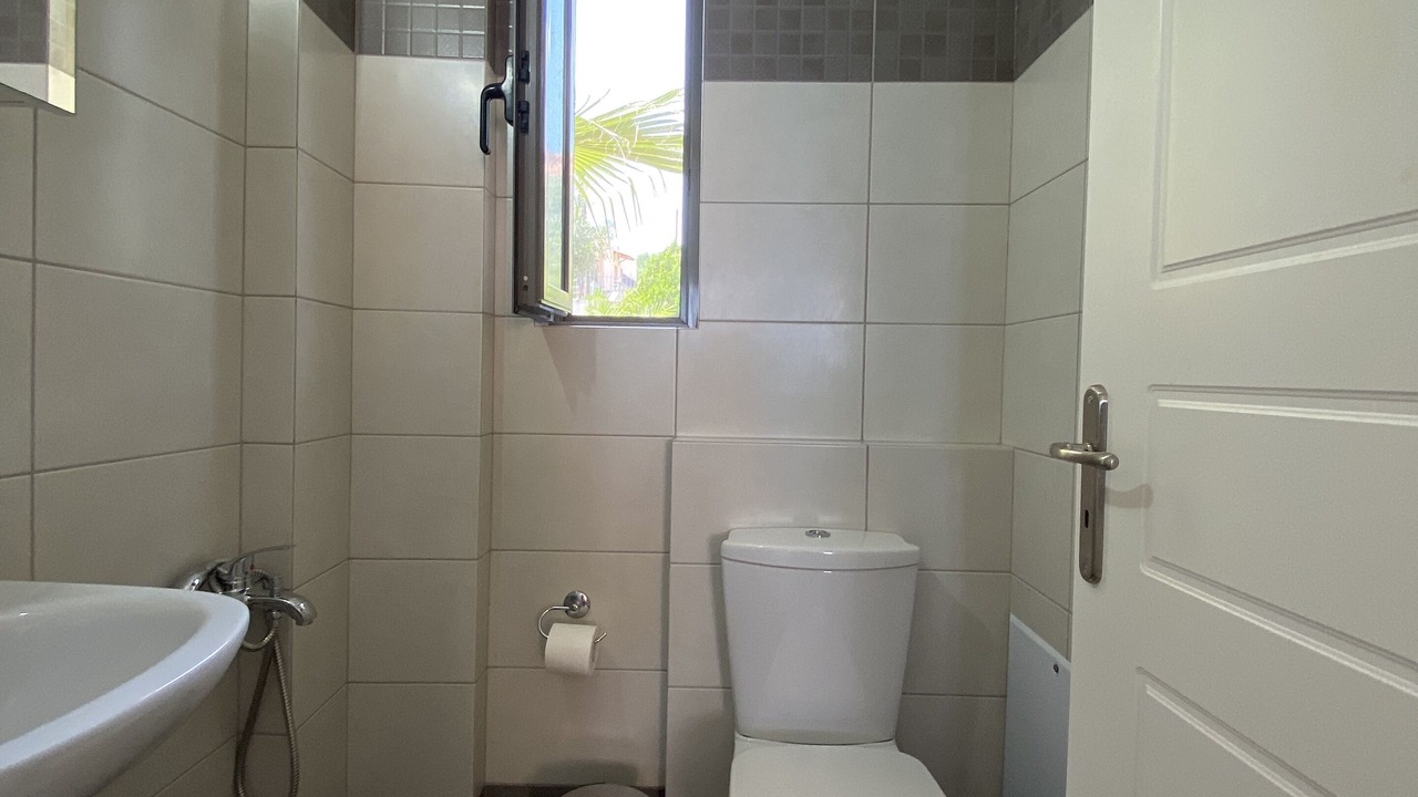 Photo of Bathroom in Petalidi
