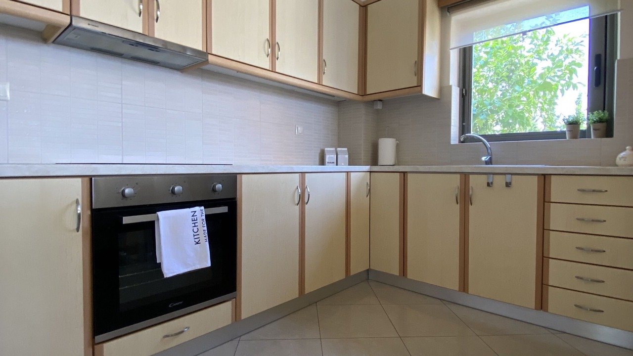 Photo of Kitchen in Petalidi