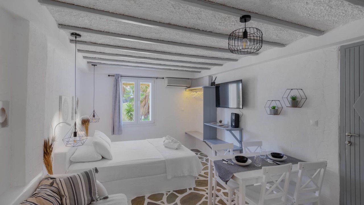 Photo of Bedroom in Megas Gialos