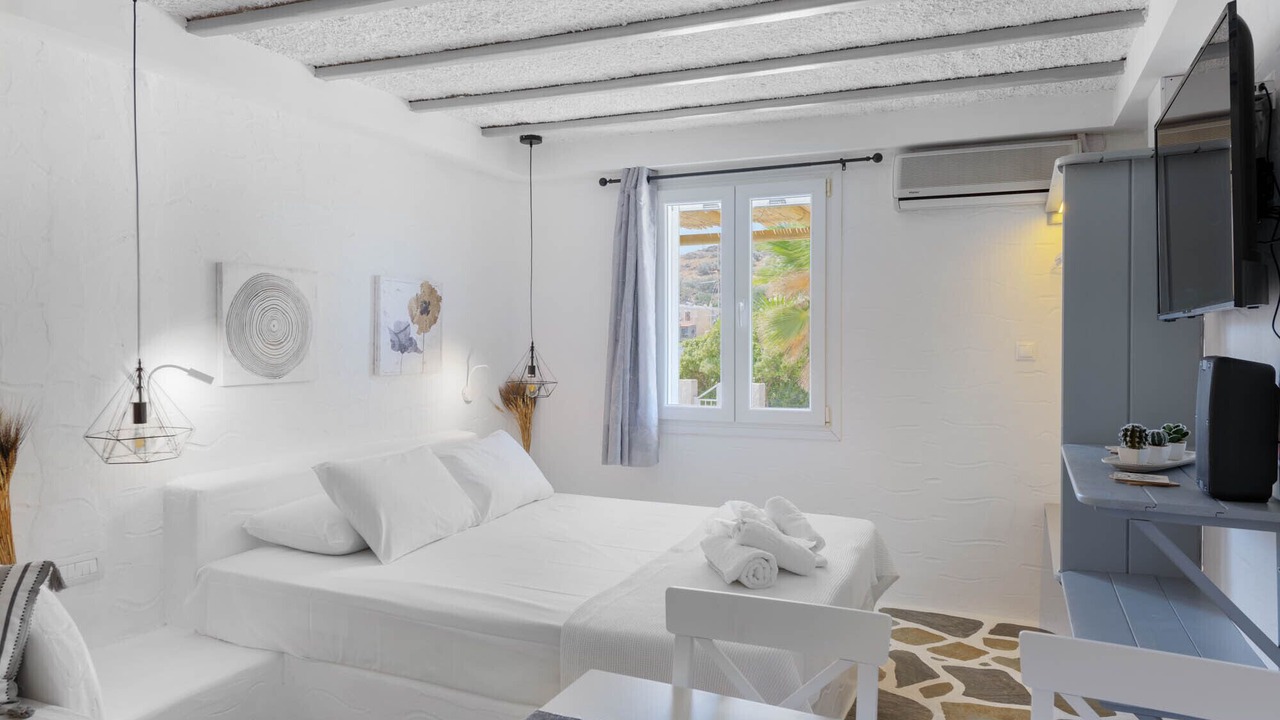Photo of Bedroom in Megas Gialos