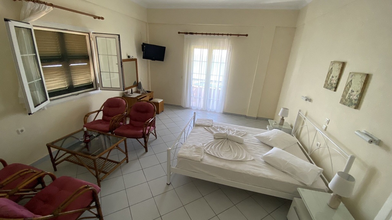 Photo of Bedroom in Sinarades