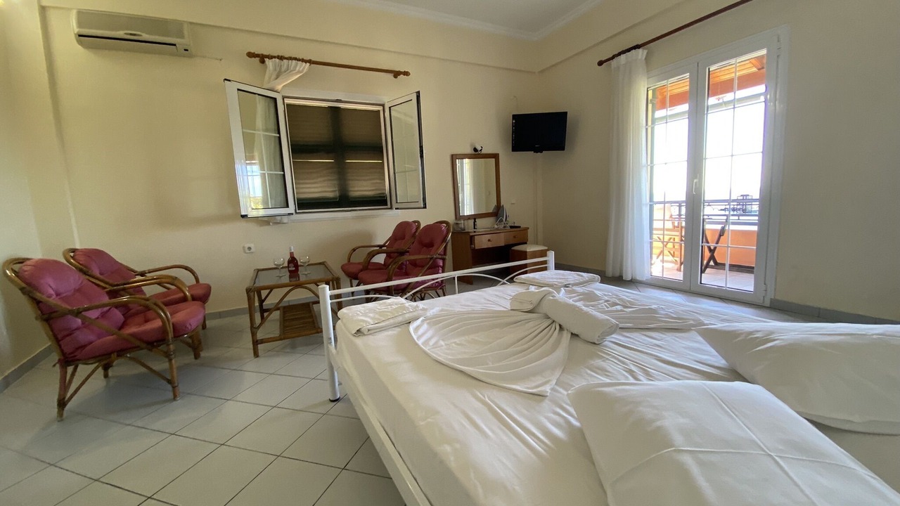 Photo of Bedroom in Sinarades