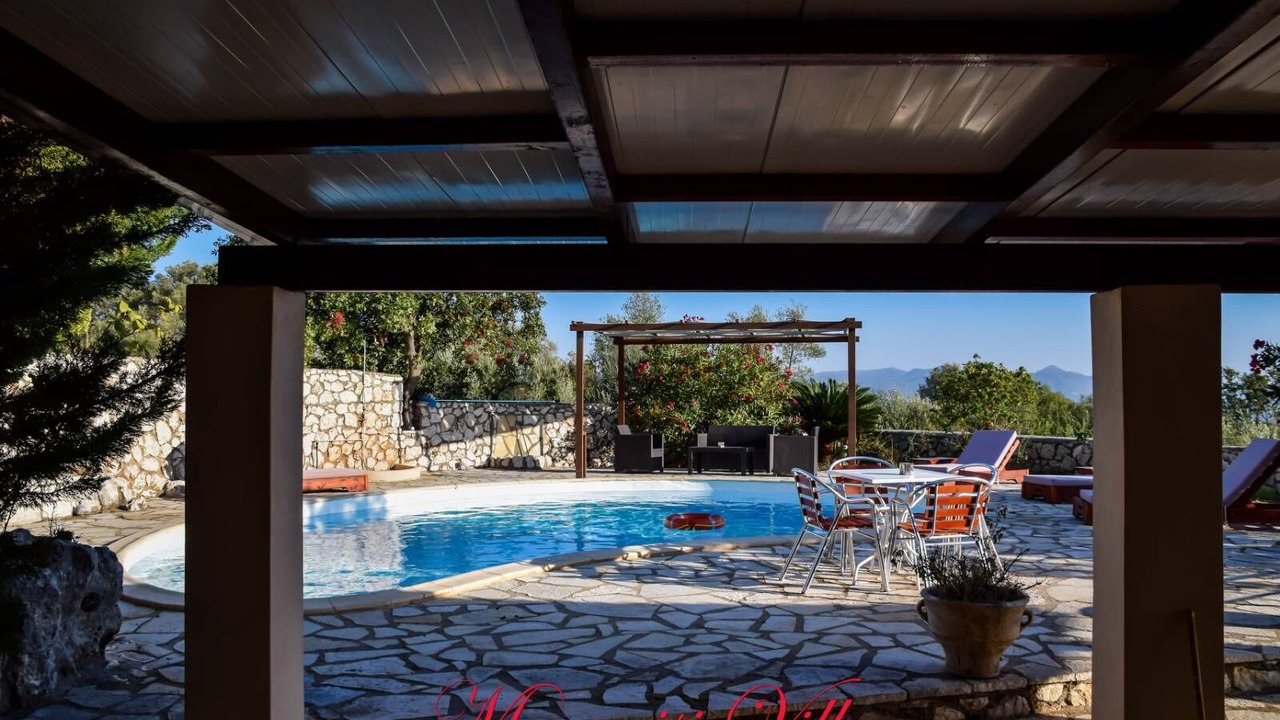 Photo of Outdoor in Katomerion
