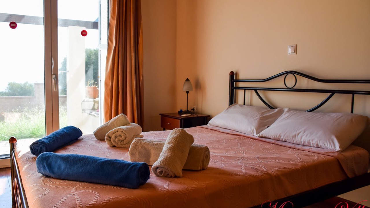 Photo of Bedroom in Katomerion