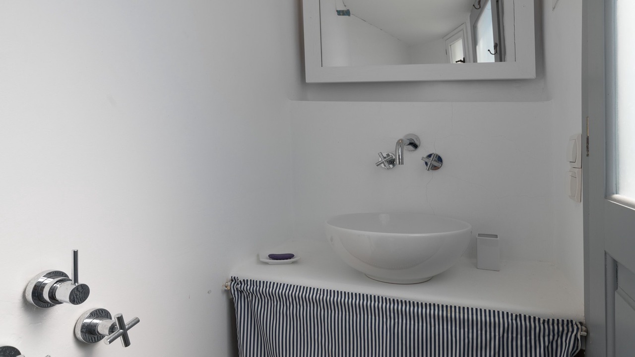 Photo of Bathroom in Serifos