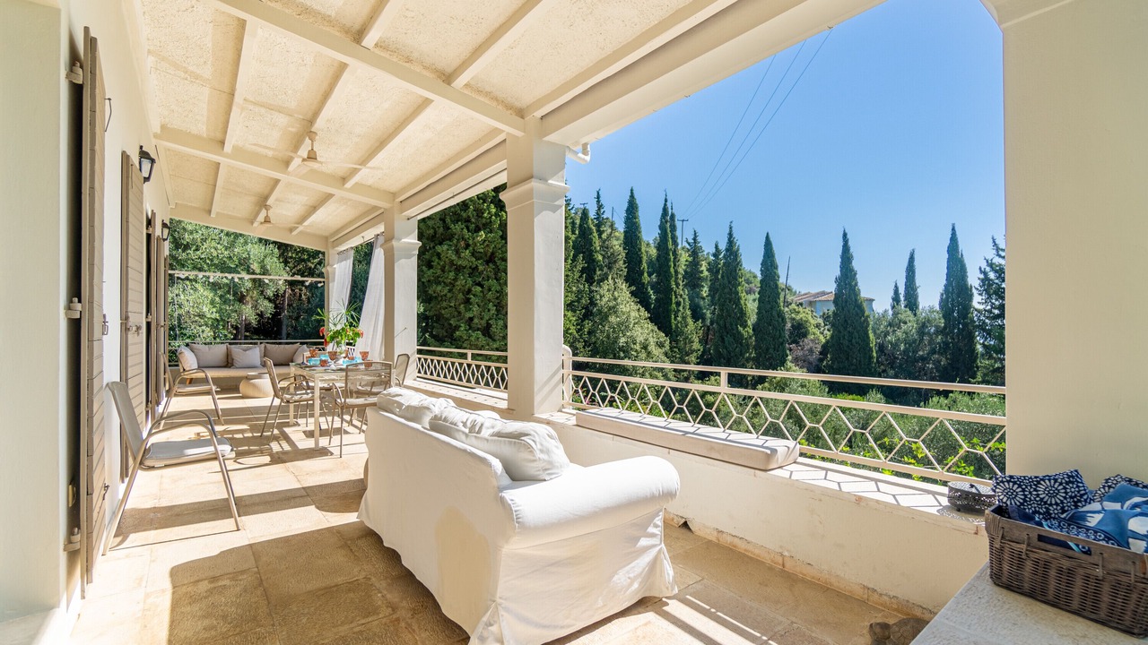 Photo of Patio Balcony in Petaleia