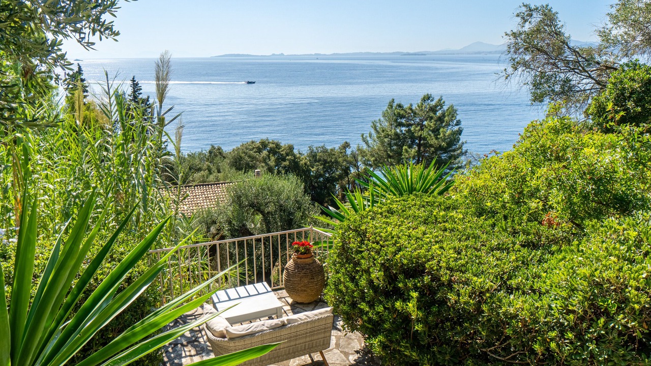 Photo of Patio Balcony in Petaleia