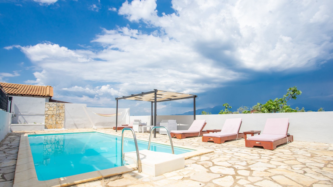Photo of Outdoor in Katomerion