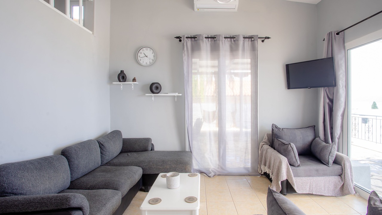 Photo of Livingroom in Katomerion