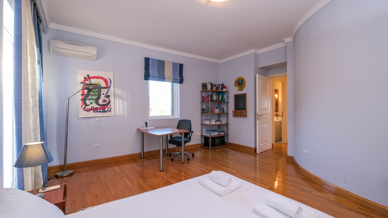Photo of Bedroom in Kropia